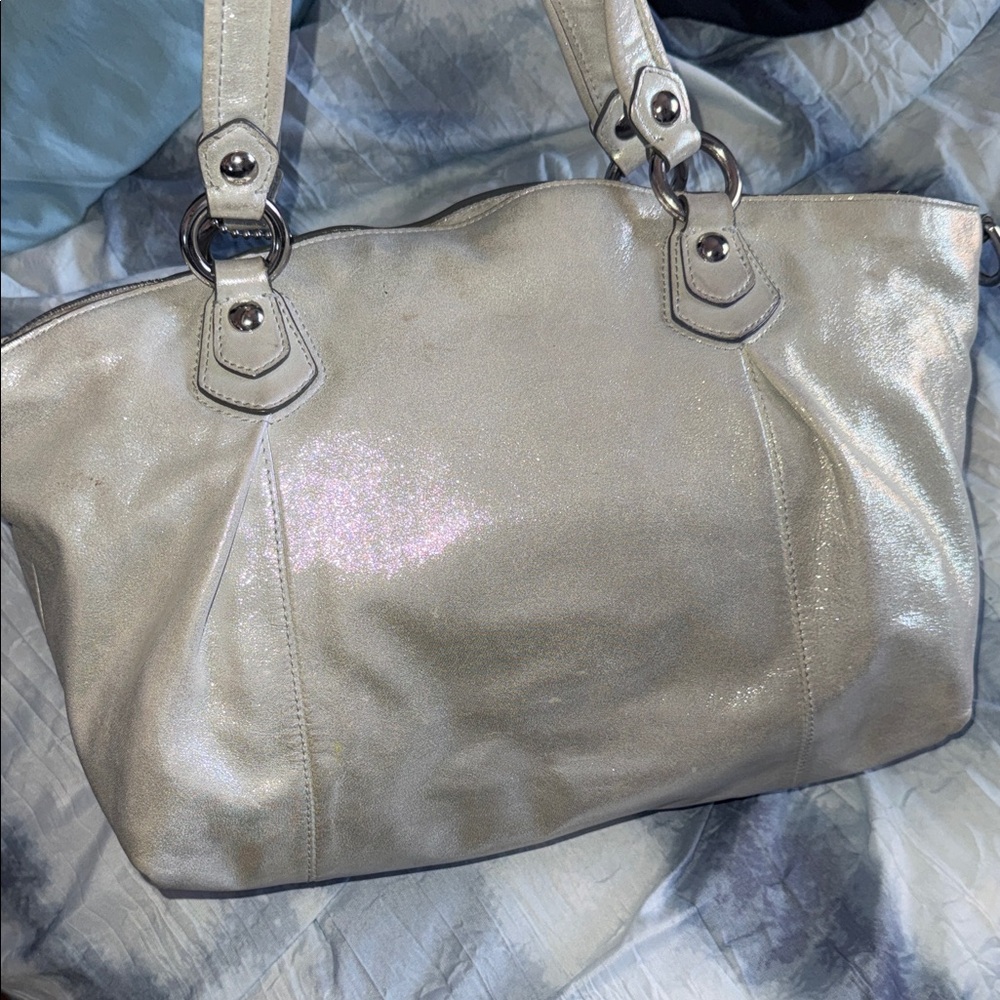 Coach Poppy Shimmering Metallic Cream Shoulder Bag with Legacy Lining - Picture 9 of 15